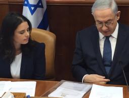 نتنياهو وشاكيد