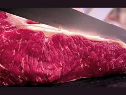 خفض تناول اللحوم الحمراء قد يقلل من خطر الوفاة المبكرة