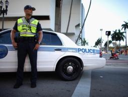 فتى أمريكي يطلق الرصاص على 5 من أفراد أسرته ويرديهم قتلى