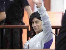 الاحتلال يمدد اعتقال النائب خالدة جرار