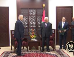 انفوجرافيك: 6 احتمالات لتأخر الرئيس عباس في إصدار مرسوم الانتخابات