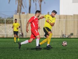 الحداد يمينا