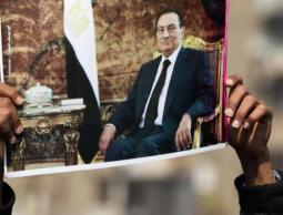 محامي مبارك يكشف مصير أموال الرئيس السابق