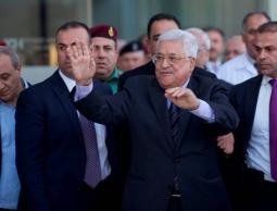 أمريكا تقدم لعباس 