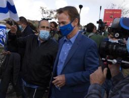 مستوطنون يهاجمون بعثة أوروبية خلال رصدها للتوسع الاستيطاني بالقدس المحتلة