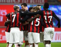 لاعبو ميلان