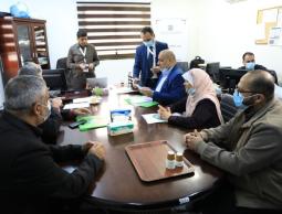 صورة خلال زيارة لجنة الانتخابات