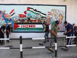 حملة تطوعية لإزالة ركام العدوان الإسرائيلي وتنظيف شوارع غزة