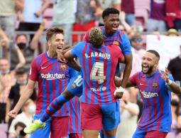 لاعبو برشلونة