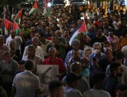 صورة من الوقفة