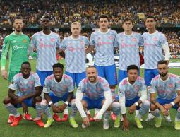 كم دفع اليونايتد تعويضات لمدربيه المقالين؟