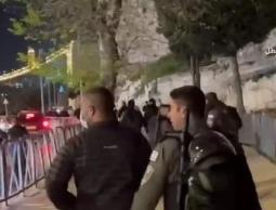 صورة من باب العامود