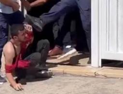 صورة من الاعتداء البلطجي على أحد الطلاب