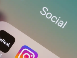 يستعمله الآلاف.. تطبيق قد يسحب البساط عن إنستغرام