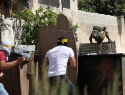 من مواجهات كفر قدوم.