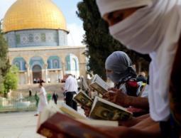 دعوات للحشد والرباط في الأقصى