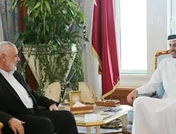 هنية يهنئ أمير قطر باليوم الوطني لبلاده