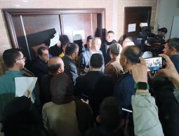 اعتصام الصحفيين امام قاعة انعقاد المؤتمر