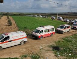 مسير للإسعافات بغزة احتجاجًا على منع الاحتلال إدخال أجهزة طبية