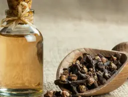 لصحة الكبد.. تعرف على فوائد القرنفل