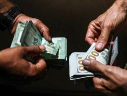 الليرة والدولار