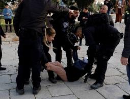 اعتداء على المرابطات في الاقصى