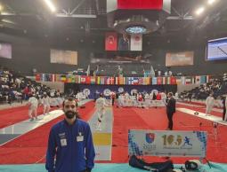 اللاعب الكويتي عبدالعزيز الشطي