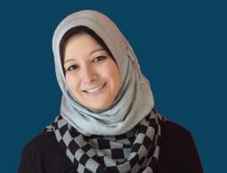 الصحفية مها الحسيني