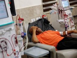 350 ألف مريض مزمن في غزة يواجهون الخطر بسبب نقص الأدوية والمستلزمات الطبية