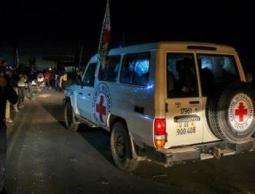 حركة حماس تسلم الصليب الأحمر جثة ياباس.jpg