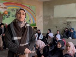 المعلمة أسماء شتات