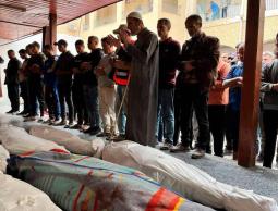 مدير صحة غزة: ارتفاع عدد شهداء مجزرة الشجاعية إلى 50 شهيدًا