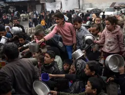 الكارثة الإنسانية تتفاقم في غزة وسط منع إدخال المساعدات