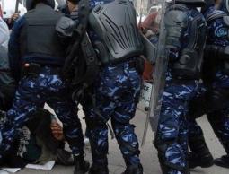 144 انتهاكًا خلال إبريل.. تقرير يوثق جرائم أجهزة السلطة في الضفة الغربية