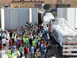 جمعية النقل الخاص: تعطل العمل في المعابر يزيد معاناة المحتاجين للمساعدات الإنسانية