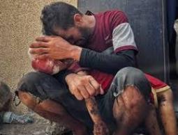 المكتب الإعلامي الحكومي يدين المجزرة التي ارتكبها الاحتلال بحق المدنيين غرب رفح