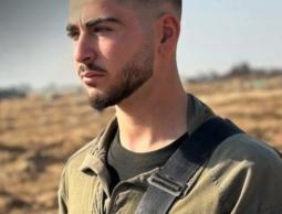 مقتل جندي (إسرائيلي) وإصابة آخرين في خانيونس إثر استهداف مدرعة بعبوة ناسفة