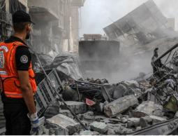 استشهاد ضابط في الدفاع المدني بالنصيرات يرفع حصيلة الشهداء إلى 121