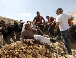 الخان الأحمر