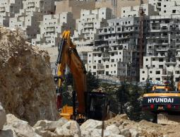 التعاون الإسلامي يدين مصادقة الاحتلال على 356 وحدة استيطانية في القدس