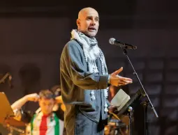 كيف كسر غوارديولا الصمت؟؛ تأثير تصريحات مدرب مانشستر سيتي على المشهد الرياضي والإعلامي الدولي