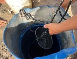 3 وفيات و19 حادثة انهيار آبار بدائية في غزة خلال 2025