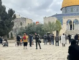 حماس: إبعاد عدد من أئمة وخطباء 