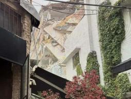 إصابات في صفوف المستوطنين بانهيار مبنى جزئيًا في تل أبيب نتيجة قصفه بصاروخ إيراني صباح اليوم