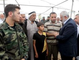 نائب رئيس المكتب السياسي لحركة حماس إسماعيل هنية في عزاء الشهيد الغلبان