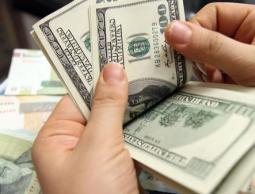 الدولار الأمريكي