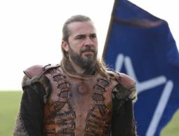 بماذا علق بطل " قيامة أرطغرل" على قرار MBC بمنع المسلسلات التركية؟