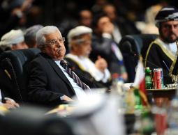 عباس يريد ضرب غزة بعصا الإقليم