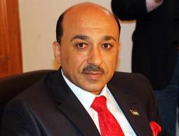 وزير الأشغال العامة والإسكان مفيد الحساينة