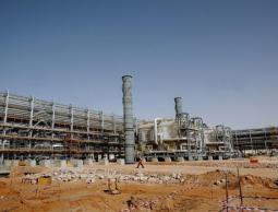 السعودية واثقة من صعود سعر البرميل فوق 60 دولاراً